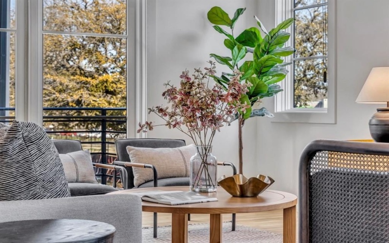 7207 Gaston Avenue #1006, Dallas, TX 75206, 2 Bedrooms Bedrooms, ,2 BathroomsBathrooms,Residential,For Sale,7207 Gaston Avenue,0,21150201