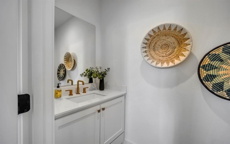 7207 Gaston Avenue #1006, Dallas, TX 75206, 2 Bedrooms Bedrooms, ,2 BathroomsBathrooms,Residential,For Sale,7207 Gaston Avenue,0,21150201