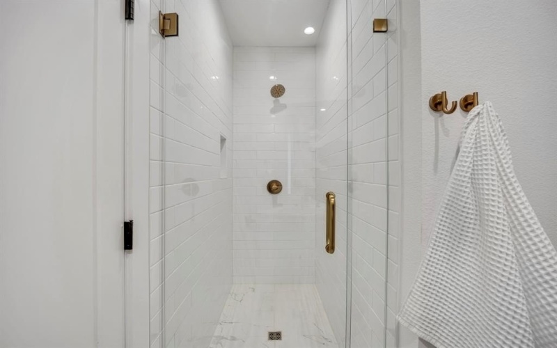 7207 Gaston Avenue #1006, Dallas, TX 75206, 2 Bedrooms Bedrooms, ,2 BathroomsBathrooms,Residential,For Sale,7207 Gaston Avenue,0,21150201