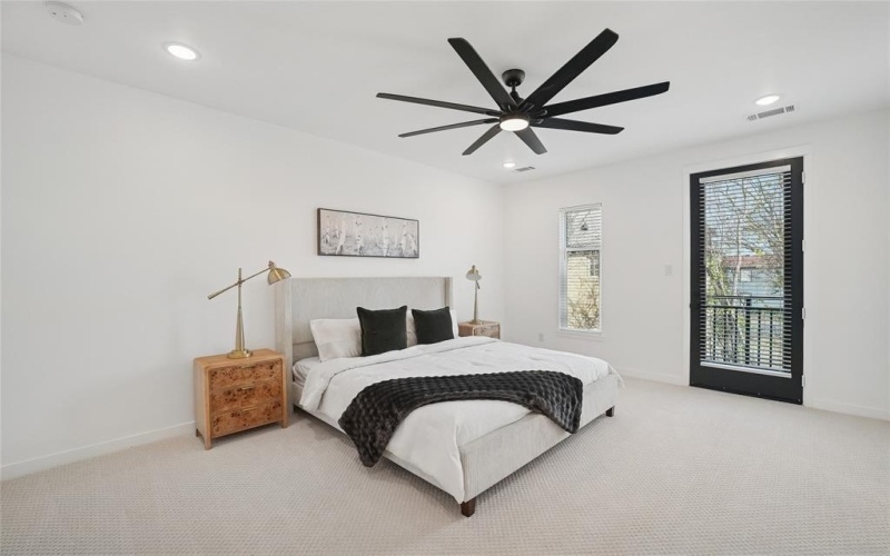 4618 Columbia Avenue #2a, Dallas, TX 75226, 3 Habitaciones Habitaciones , ,2 BañosBaños,Residential,En Venta,4618 Columbia Avenue,0,21150253