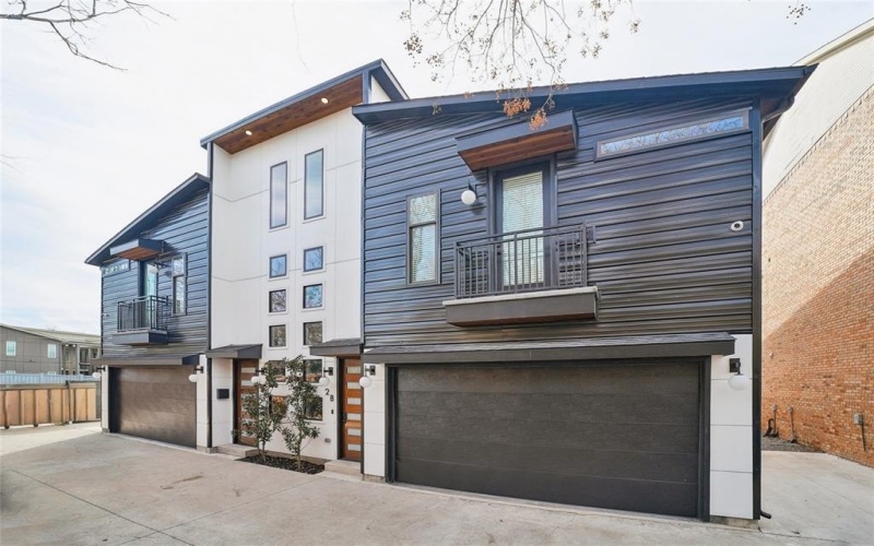 4618 Columbia Avenue #2a, Dallas, TX 75226, 3 Habitaciones Habitaciones , ,2 BañosBaños,Residential,En Venta,4618 Columbia Avenue,0,21150253