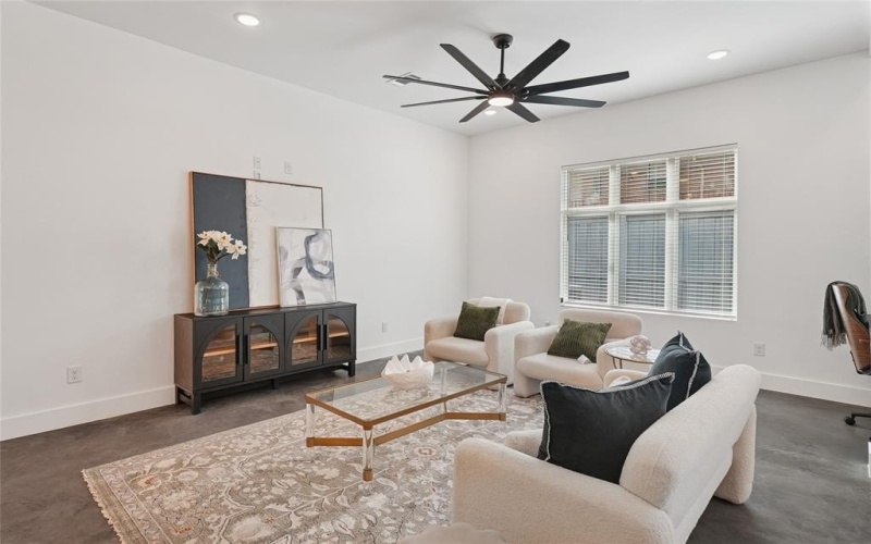 4618 Columbia Avenue #2a, Dallas, TX 75226, 3 Habitaciones Habitaciones , ,2 BañosBaños,Residential,En Venta,4618 Columbia Avenue,0,21150253