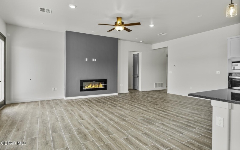 253 Rami Vista Place, El Paso, TX 79928, 4 Habitaciones Habitaciones , ,3 BañosBaños,Residential,En Venta,253 Rami Vista Place,0,936249