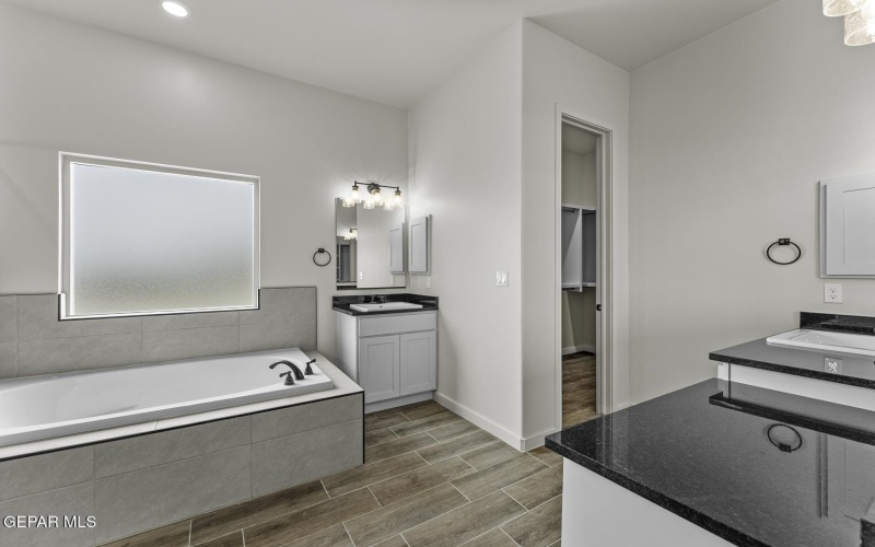 253 Rami Vista Place, El Paso, TX 79928, 4 Habitaciones Habitaciones , ,3 BañosBaños,Residential,En Venta,253 Rami Vista Place,0,936249