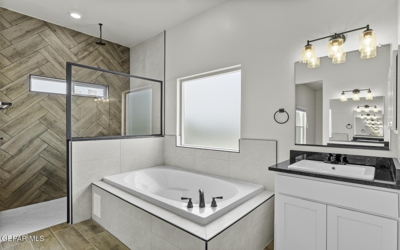 253 Rami Vista Place, El Paso, TX 79928, 4 Habitaciones Habitaciones , ,3 BañosBaños,Residential,En Venta,253 Rami Vista Place,0,936249