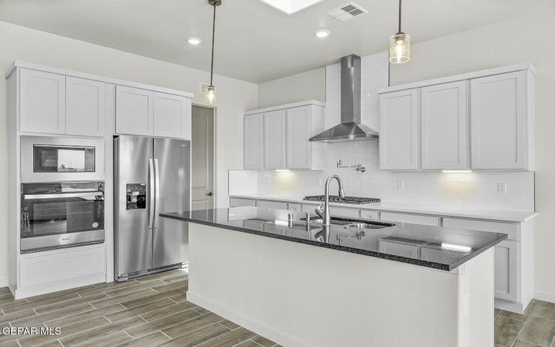 253 Rami Vista Place, El Paso, TX 79928, 4 Habitaciones Habitaciones , ,3 BañosBaños,Residential,En Venta,253 Rami Vista Place,0,936249