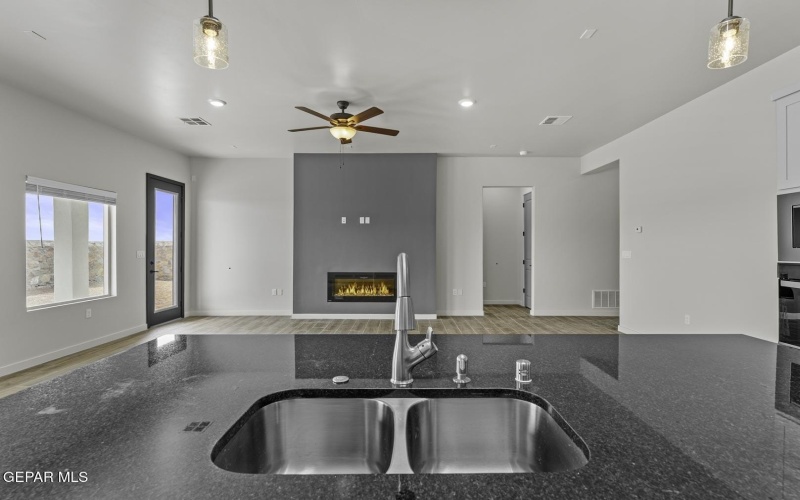 253 Rami Vista Place, El Paso, TX 79928, 4 Habitaciones Habitaciones , ,3 BañosBaños,Residential,En Venta,253 Rami Vista Place,0,936249