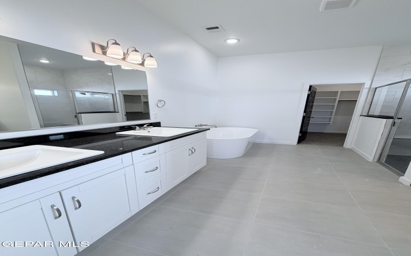 956 ELSTREE Place, El Paso, TX 79928, 3 Habitaciones Habitaciones , ,2 BañosBaños,Residential,En Venta,956 ELSTREE Place,0,936251