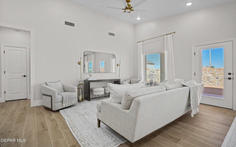 15049 Resolve Drive, El Paso, TX 79938, 3 Habitaciones Habitaciones , ,2 BañosBaños,Residential,En Venta,15049 Resolve Drive,0,936255