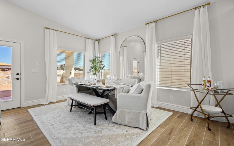 15049 Resolve Drive, El Paso, TX 79938, 3 Habitaciones Habitaciones , ,2 BañosBaños,Residential,En Venta,15049 Resolve Drive,0,936255