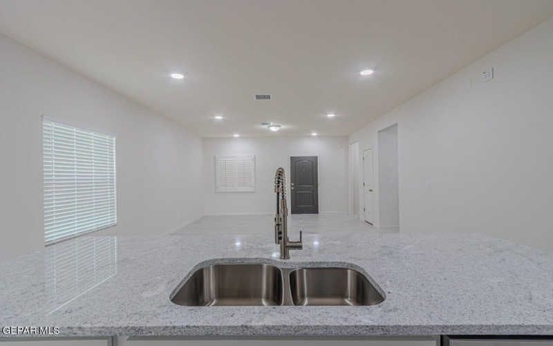 1217 Irish Summer, El Paso, TX 79928, 3 Bedrooms Bedrooms, ,2 BathroomsBathrooms,Residential,For Sale,1217 Irish Summer,0,936260