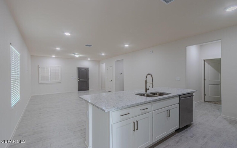 1217 Irish Summer, El Paso, TX 79928, 3 Bedrooms Bedrooms, ,2 BathroomsBathrooms,Residential,For Sale,1217 Irish Summer,0,936260