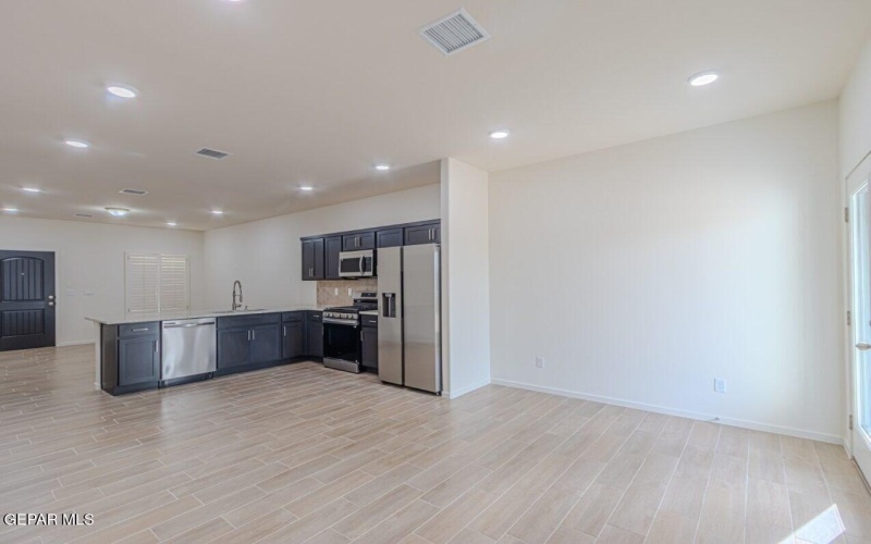 1213 Irish Summer, El Paso, TX 79928, 3 Bedrooms Bedrooms, ,2 BathroomsBathrooms,Residential,For Sale,1213 Irish Summer,0,936261