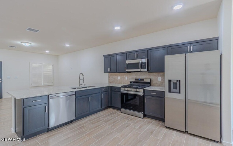 1213 Irish Summer, El Paso, TX 79928, 3 Bedrooms Bedrooms, ,2 BathroomsBathrooms,Residential,For Sale,1213 Irish Summer,0,936261