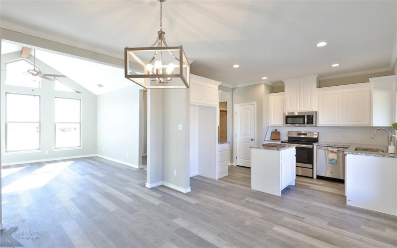 256 Carriage Hills, Abilene, TX 79602, 4 Bedrooms Bedrooms, ,2 BathroomsBathrooms,Residential,For Sale,256 Carriage Hills,0,21122175