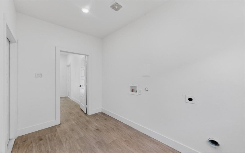 616 E Shepherd Street, Denison, TX 75021, 2 Bedrooms Bedrooms, ,2 BathroomsBathrooms,Residential,For Sale,616 E Shepherd Street,0,21138477