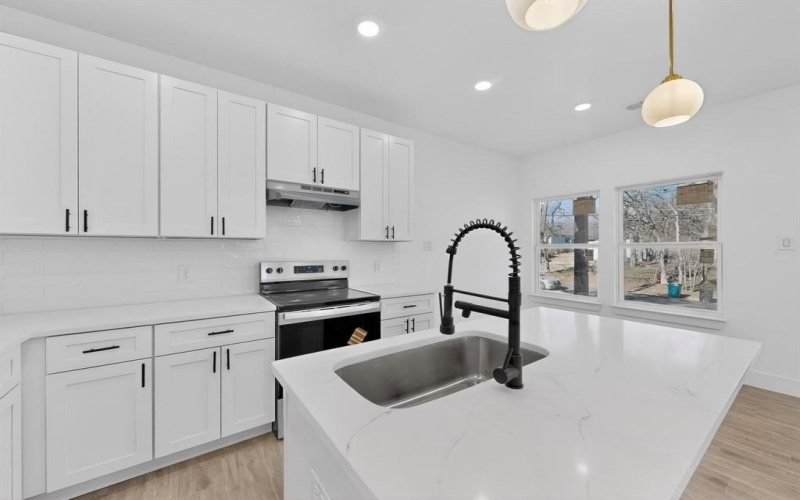 616 E Shepherd Street, Denison, TX 75021, 2 Bedrooms Bedrooms, ,2 BathroomsBathrooms,Residential,For Sale,616 E Shepherd Street,0,21138477