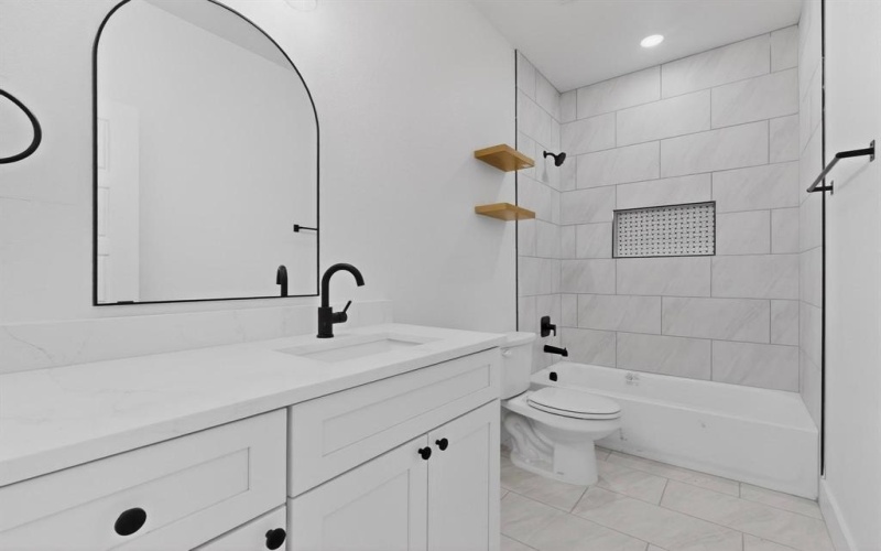 616 E Shepherd Street, Denison, TX 75021, 2 Bedrooms Bedrooms, ,2 BathroomsBathrooms,Residential,For Sale,616 E Shepherd Street,0,21138477