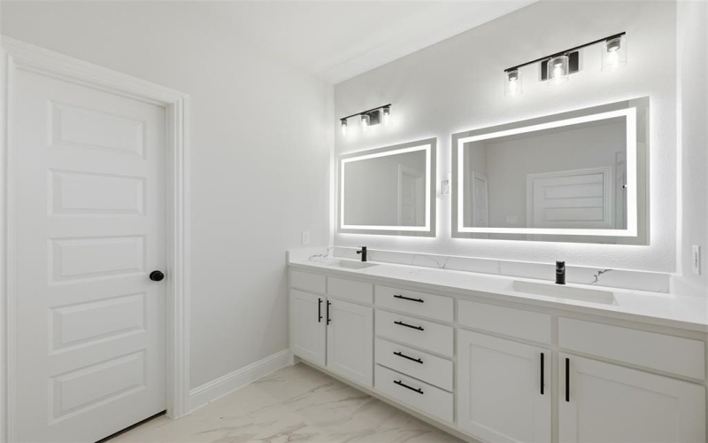 1508 E 6th Avenue, Corsicana, TX 75110, 4 Habitaciones Habitaciones , ,2 BañosBaños,Residential,En Venta,1508 E 6th Avenue,0,21149022