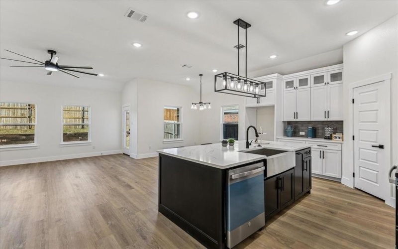 8808 Flying Ranch Road, Fort Worth, TX 76134, 4 Bedrooms Bedrooms, ,2 BathroomsBathrooms,Residential,For Sale,8808 Flying Ranch Road,0,21150485