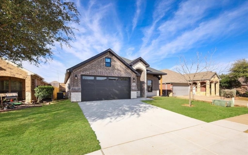 8808 Flying Ranch Road, Fort Worth, TX 76134, 4 Bedrooms Bedrooms, ,2 BathroomsBathrooms,Residential,For Sale,8808 Flying Ranch Road,0,21150485