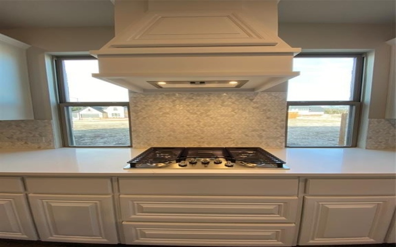 140 Kenilworth Lane, Greenville, TX 75401, 5 Bedrooms Bedrooms, ,5 BathroomsBathrooms,Residential,For Sale,140 Kenilworth Lane,0,21150545