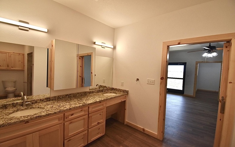 11201 N County Road 1440, Shallowater, TX 79363, 4 Habitaciones Habitaciones , ,3 BañosBaños,Residential,En Venta,11201 N County Road 1440,202552954