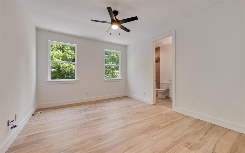 1318 Nokomis Avenue, Dallas, TX 75224, 4 Bedrooms Bedrooms, ,3 BathroomsBathrooms,Residential,For Sale,1318 Nokomis Avenue,0,21150663