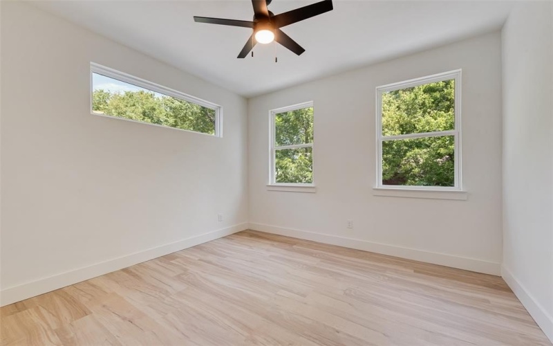 1318 Nokomis Avenue, Dallas, TX 75224, 4 Bedrooms Bedrooms, ,3 BathroomsBathrooms,Residential,For Sale,1318 Nokomis Avenue,0,21150663