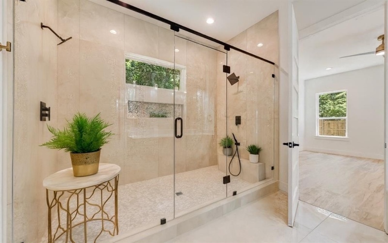 1318 Nokomis Avenue, Dallas, TX 75224, 4 Bedrooms Bedrooms, ,3 BathroomsBathrooms,Residential,For Sale,1318 Nokomis Avenue,0,21150663