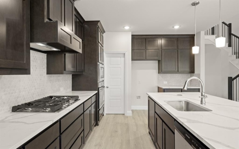 931 Richard Pittmon Drive, DeSoto, TX 75115, 4 Habitaciones Habitaciones , ,3 BañosBaños,Residential,En Venta,931 Richard Pittmon Drive,0,21150675