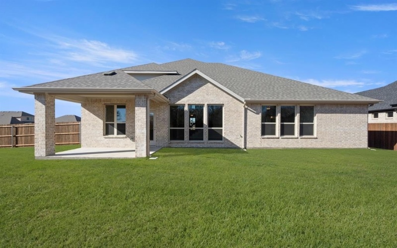 931 Richard Pittmon Drive, DeSoto, TX 75115, 4 Habitaciones Habitaciones , ,3 BañosBaños,Residential,En Venta,931 Richard Pittmon Drive,0,21150675