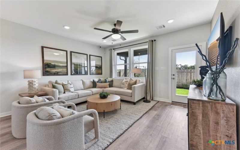 264 Escape Way, Jarrell, TX 76537, 4 Habitaciones Habitaciones , ,2 BañosBaños,Residential,En Venta,264 Escape Way,0,601536