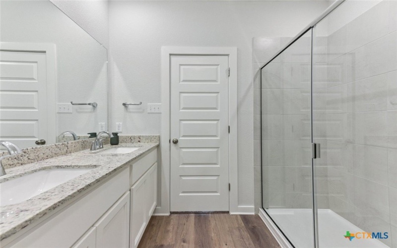 221 Firefox Way, Jarrell, TX 76537, 4 Habitaciones Habitaciones , ,2 BañosBaños,Residential,En Venta,221 Firefox Way,0,601538