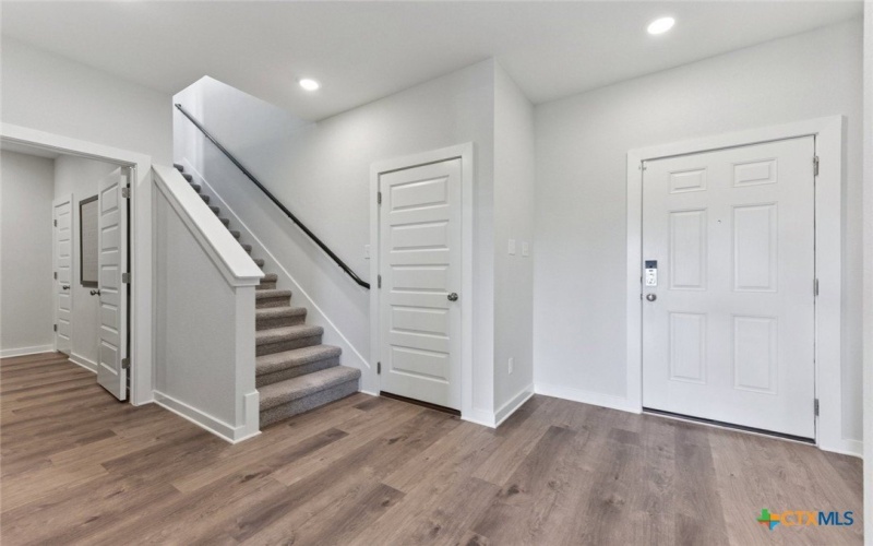 221 Firefox Way, Jarrell, TX 76537, 4 Habitaciones Habitaciones , ,2 BañosBaños,Residential,En Venta,221 Firefox Way,0,601538