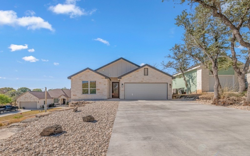 130 Homer Dr, Kerrville, TX 78028, 3 Bedrooms Bedrooms, ,2 BathroomsBathrooms,Residential,For Sale,130 Homer Dr,0,121225