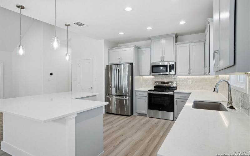 1169 Johnson Rd, Canyon Lake, TX 78133, 3 Bedrooms Bedrooms, ,2 BathroomsBathrooms,Residential,For Sale,1169 Johnson Rd,0,1933073