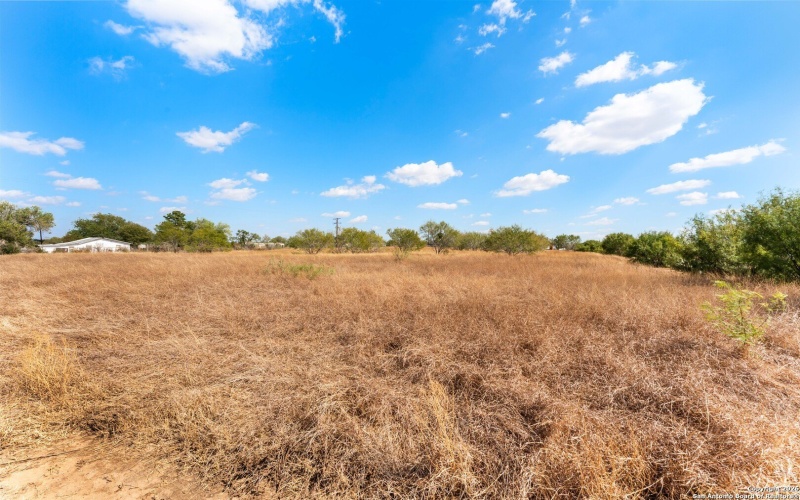 3041 FM 1333, Poteet, TX 78065, 4 Habitaciones Habitaciones , ,2 BañosBaños,Residential,En Venta,3041 FM 1333,0,1933085