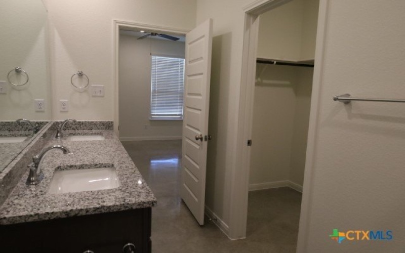 2916 Wildcat Ridge Road unit: B #B, Temple, TX 76501, 3 Habitaciones Habitaciones , ,2 BañosBaños,Residential Multi Family,En Venta,2916 Wildcat Ridge Road unit: B,0,601570