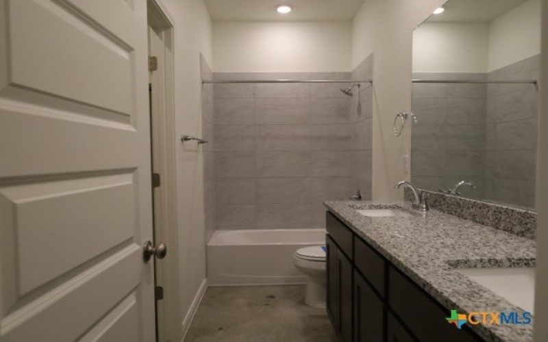 2916 Wildcat Ridge Road unit: B #B, Temple, TX 76501, 3 Habitaciones Habitaciones , ,2 BañosBaños,Residential Multi Family,En Venta,2916 Wildcat Ridge Road unit: B,0,601570