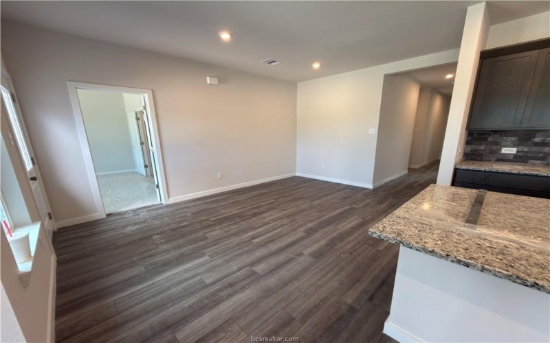 5506 Harriet Street, Bryan, TX 77807, 4 Habitaciones Habitaciones , ,2 BañosBaños,Residential,En Venta,5506 Harriet Street,0,26000392