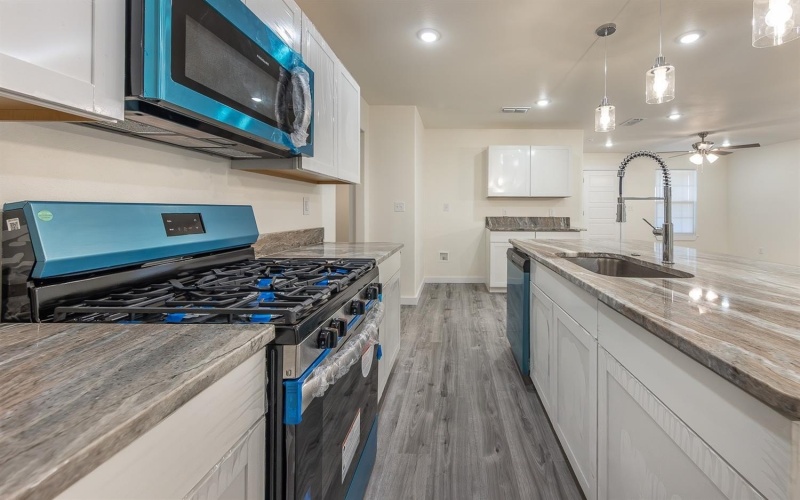 110 79th Street, Lubbock, TX 79404, 4 Bedrooms Bedrooms, ,2 BathroomsBathrooms,Residential,For Sale,110 79th Street,202552963