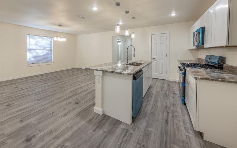 110 79th Street, Lubbock, TX 79404, 4 Bedrooms Bedrooms, ,2 BathroomsBathrooms,Residential,For Sale,110 79th Street,202552963