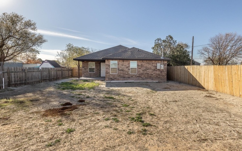 110 79th Street, Lubbock, TX 79404, 4 Bedrooms Bedrooms, ,2 BathroomsBathrooms,Residential,For Sale,110 79th Street,202552963
