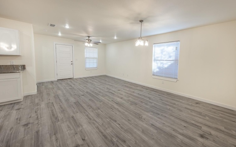 110 79th Street, Lubbock, TX 79404, 4 Bedrooms Bedrooms, ,2 BathroomsBathrooms,Residential,For Sale,110 79th Street,202552963