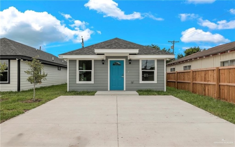 515 E Huisache Street, Weslaco, TX 78596, 3 Bedrooms Bedrooms, ,2 BathroomsBathrooms,Residential,For Sale,515 E Huisache Street,0,491825