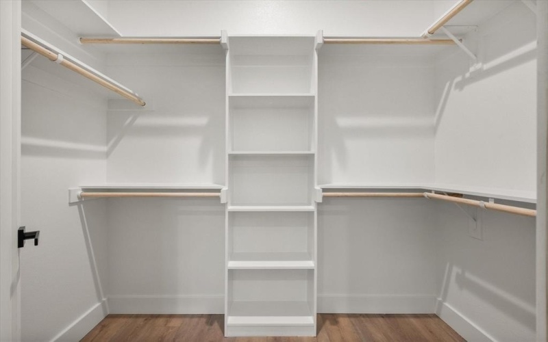 2770 Moffatt Avenue, Dallas, TX 75216, 4 Habitaciones Habitaciones , ,3 BañosBaños,Residential,En Venta,2770 Moffatt Avenue,0,21107743