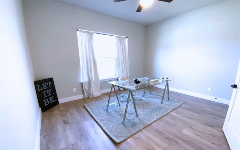 2770 Moffatt Avenue, Dallas, TX 75216, 4 Habitaciones Habitaciones , ,3 BañosBaños,Residential,En Venta,2770 Moffatt Avenue,0,21107743