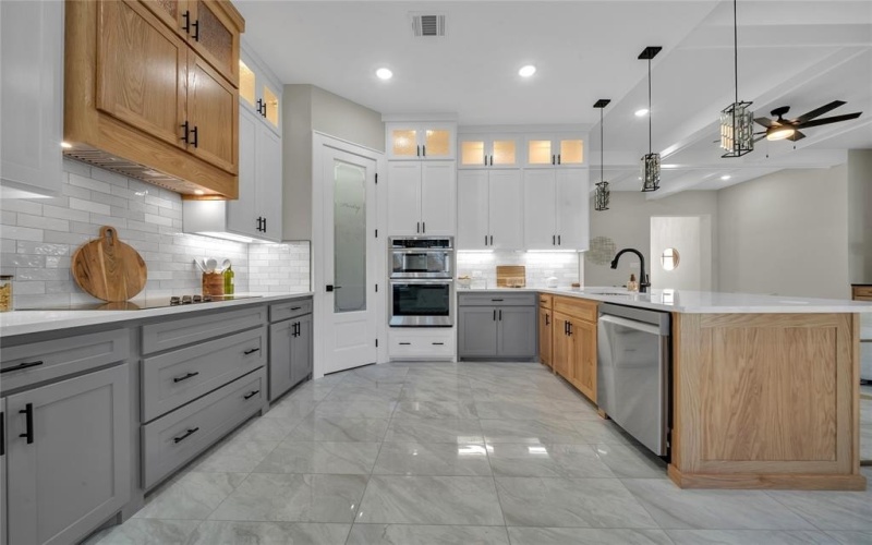 904 Tannehill Way, Athens, TX 75751, 4 Habitaciones Habitaciones , ,2 BañosBaños,Residential,En Venta,904 Tannehill Way,0,21147931