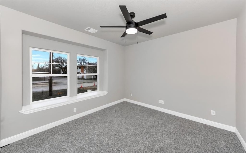 404 Betchan Street, Lake Dallas, TX 75065, 4 Bedrooms Bedrooms, ,2 BathroomsBathrooms,Residential,For Sale,404 Betchan Street,0,21150605